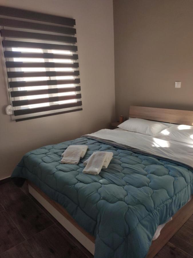 V&E'S Apartments Pigadhia  외부 사진
