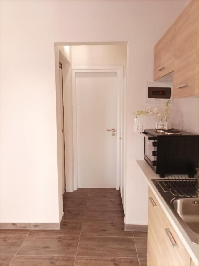 V&E'S Apartments Pigadhia  외부 사진