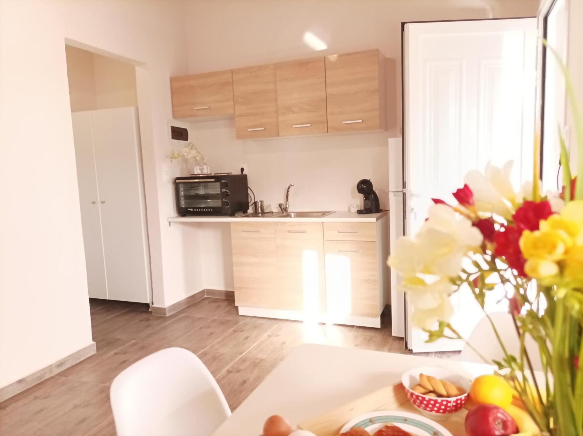 V&E'S Apartments Pigadhia  외부 사진