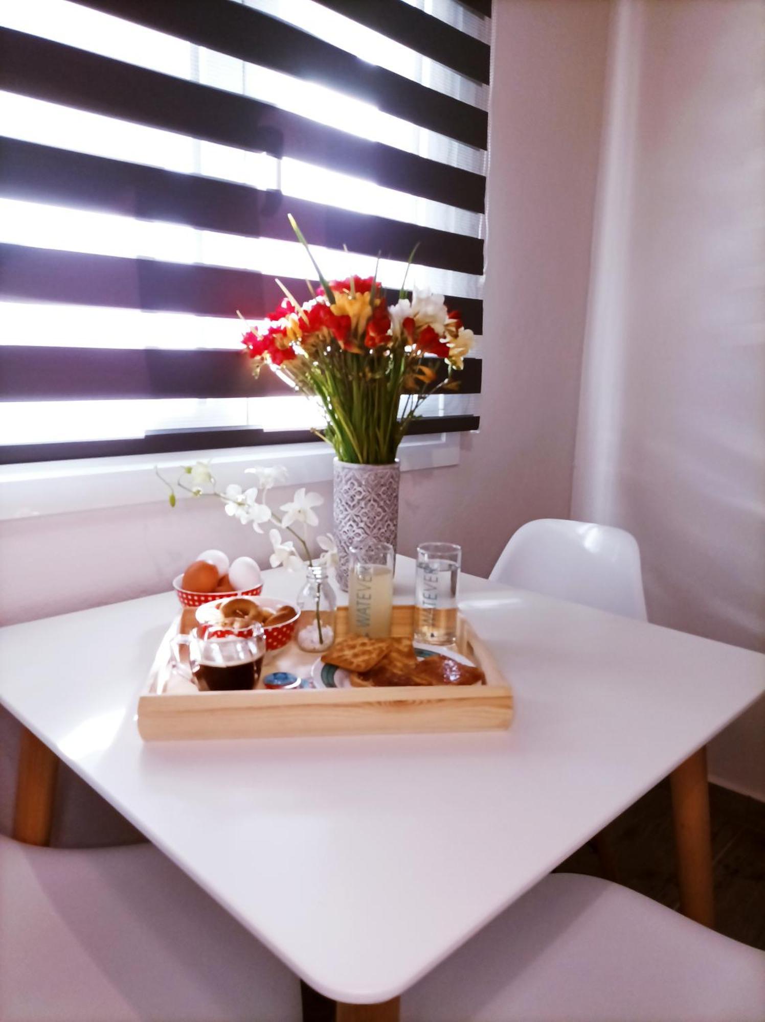 V&E'S Apartments Pigadhia  외부 사진